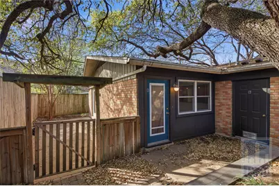 2416 S 5th Street #B, Austin, TX 78704 - Photo 2