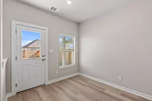 251 Red Tail Hawk Ln, Cedar Creek, TX 78612 - Photo 10