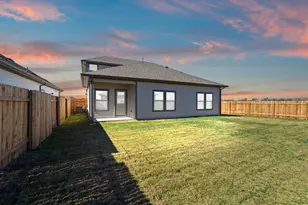 251 Red Tail Hawk Ln, Cedar Creek, TX 78612 - Photo 26