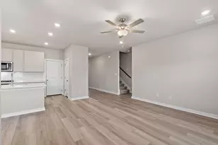 251 Red Tail Hawk Ln, Cedar Creek, TX 78612 - Photo 12