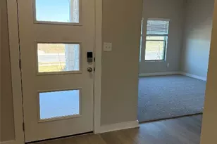 251 Red Tail Hawk Ln, Cedar Creek, TX 78612 - Photo 4