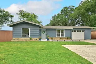 5700 Avenue G, Austin, TX 78752 - Photo 1