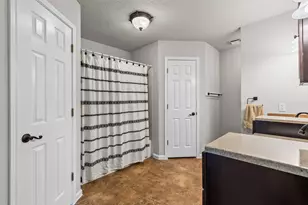 404 Innwood Dr, Georgetown, TX 78628 - Photo 24