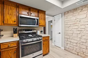 404 Innwood Dr, Georgetown, TX 78628 - Photo 18