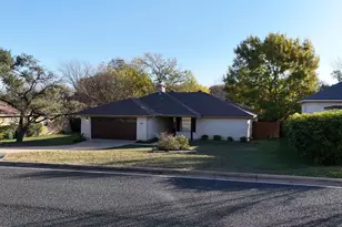 404 Innwood Dr, Georgetown, TX 78628 - Photo 26