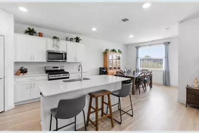 307 Wilshire Road, San Marcos, TX 78666 - Photo 10