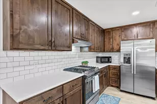 200 Rowlett Rd, Liberty Hill, TX 78642 - Photo 8