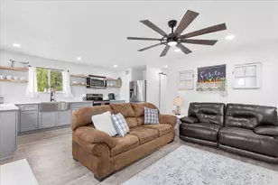 200 Rowlett Rd, Liberty Hill, TX 78642 - Photo 6