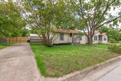 913 E 53rd 1/2 Street #B, Austin, TX 78751 - Photo 2