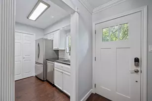 6727 Old Quarry Ln, Austin, TX 78731 - Photo 4