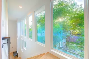 916 E 50th St, Austin, TX 78751 - Photo 18