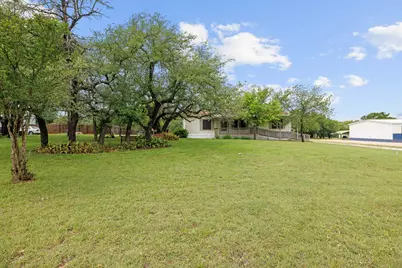 1210 Thousand Oaks Trail, Liberty Hill, TX 78642 - Photo 20