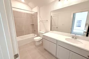 504 Bloomington Loop, Hutto, TX 78634 - Photo 18