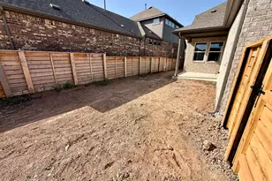 504 Bloomington Loop, Hutto, TX 78634 - Photo 22