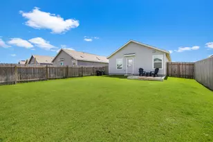 129 Jack Browning Dr, Jarrell, TX 76537 - Photo 28
