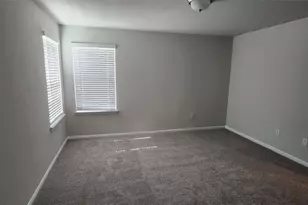 1033 Legend Milton Ln, Austin, TX 78748 - Photo 12