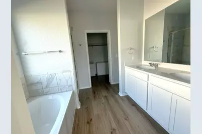 207 Otter Road, Kyle, TX 78640 - Photo 32