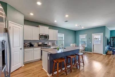 207 Otter Road, Kyle, TX 78640 - Photo 6