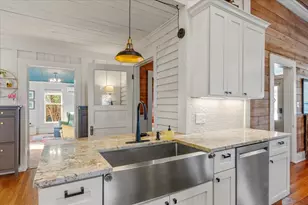 709 Hill St, Bastrop, TX 78602 - Photo 16