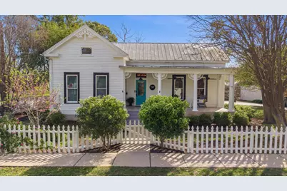 709 Hill Street, Bastrop, TX 78602 - Photo 2