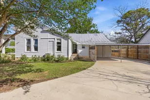 709 Hill St, Bastrop, TX 78602 - Photo 30