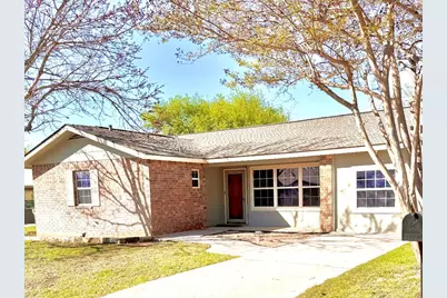 606 Mildred Street, Burnet, TX 78611 - Photo 2