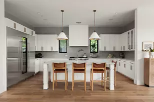 2300 Westover Rd, Austin, TX 78703 - Photo 8
