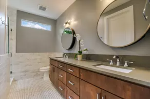 2109 W 12th St, Austin, TX 78703 - Photo 12
