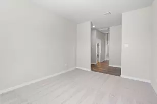 200 Sleep Holw, Jarrell, TX 76537 - Photo 24