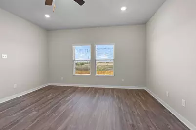 200 Sleep Hollow, Jarrell, TX 76537 - Photo 14