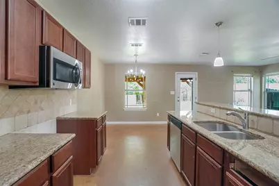 324 Kaanapali Lane, Bastrop, TX 78602 - Photo 8