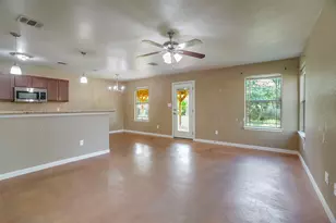 324 Kaanapali Ln, Bastrop, TX 78602 - Photo 4