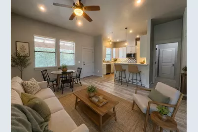 290 Hugo Road #B, San Marcos, TX 78666 - Photo 4