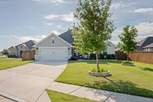 109 Seedling Ct, Liberty Hill, TX 78642 - Photo 2
