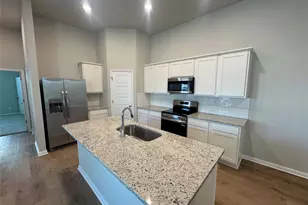 830 Staglin St, Buda, TX 78610 - Photo 6