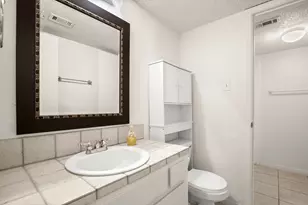 2122 Hancock Dr, Austin, TX 78756 - Photo 14