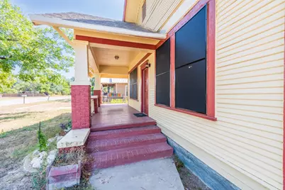 802 E Crockett Street, Luling, TX 78648 - Photo 4