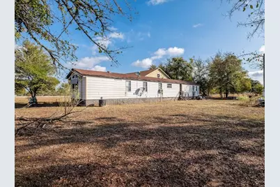 119 E Clearview Cemetery Road, Bastrop, TX 78602 - Photo 22