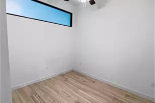 800 Embassy Dr, Austin, TX 78702 - Photo 10