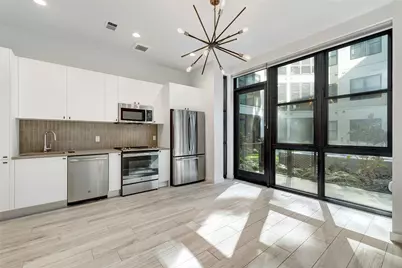 800 Embassy Drive #123, Austin, TX 78702 - Photo 2