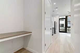 800 Embassy Dr, Austin, TX 78702 - Photo 12