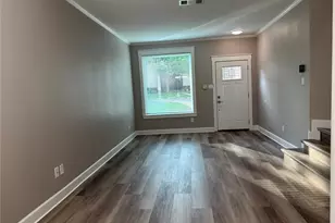 7525 Windrush Dr, Austin, TX 78729 - Photo 4