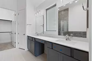 566 Sage Thrasher Cir, Dripping Springs, TX 78620 - Photo 20