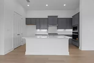 566 Sage Thrasher Cir, Dripping Springs, TX 78620 - Photo 6