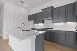 566 Sage Thrasher Cir, Dripping Springs, TX 78620 - Photo 8