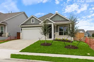 566 Sage Thrasher Cir, Dripping Springs, TX 78620 - Photo 2