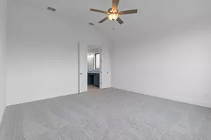 566 Sage Thrasher Cir, Dripping Springs, TX 78620 - Photo 18