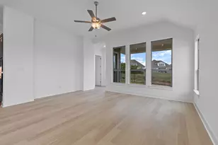 566 Sage Thrasher Cir, Dripping Springs, TX 78620 - Photo 10