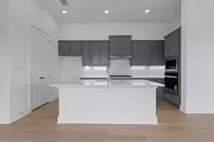 566 Sage Thrasher Cir, Dripping Springs, TX 78620 - Photo 6