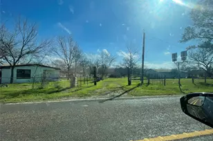 3041 Fm 671 Rd, Luling, TX 78648 - Photo 10